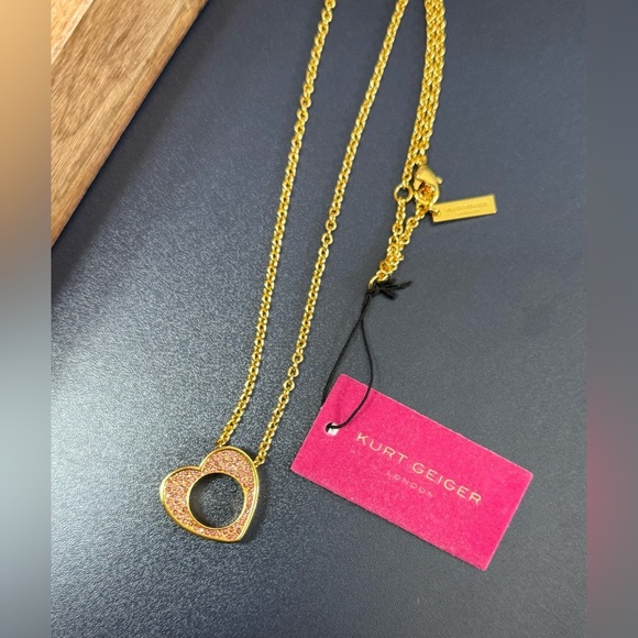 *NWT* Kurt Geiger London Pav Heart Short Pendant Necklace - Picture 9 of 14
